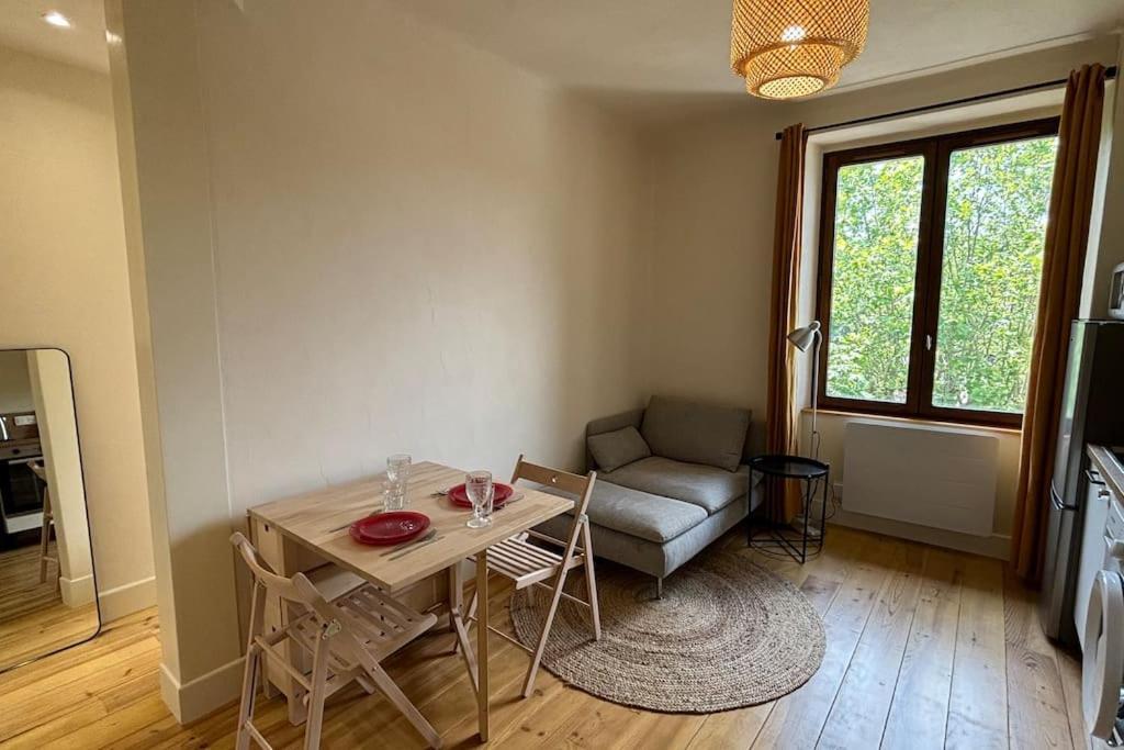 T2 Cocon Avec Balcon Et Parking La Roche-sur-Foron Exterior foto
